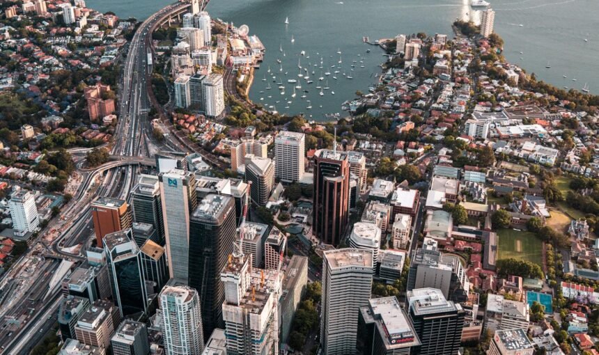 Australia Travel Guide – The Ultimate Land of Adventure & Wonders