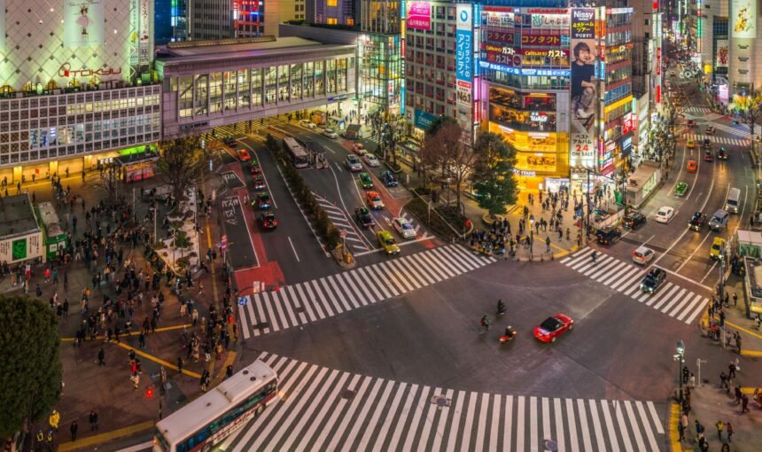 Japan Travel Guide – A Journey Through Tradition & Innovation